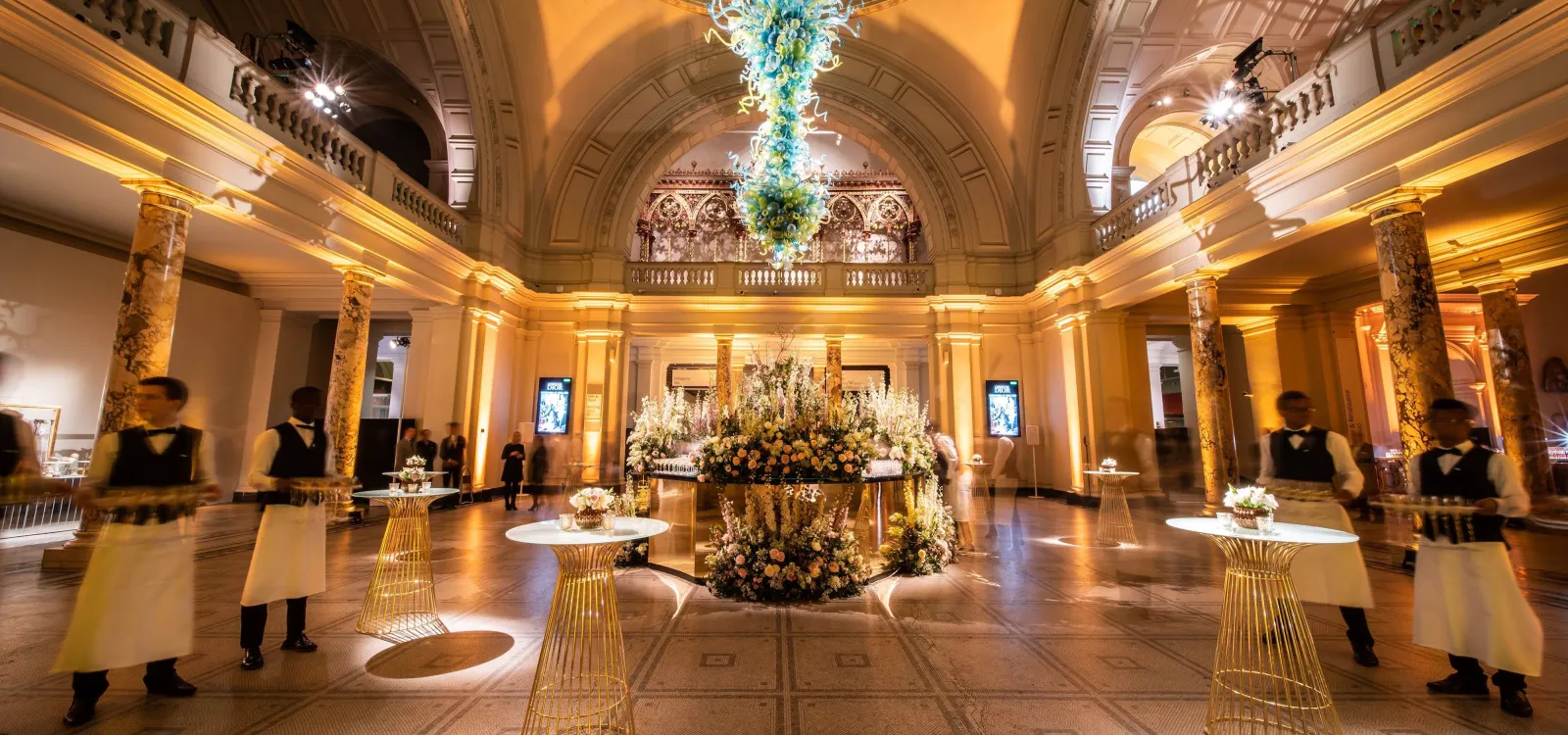 V&A