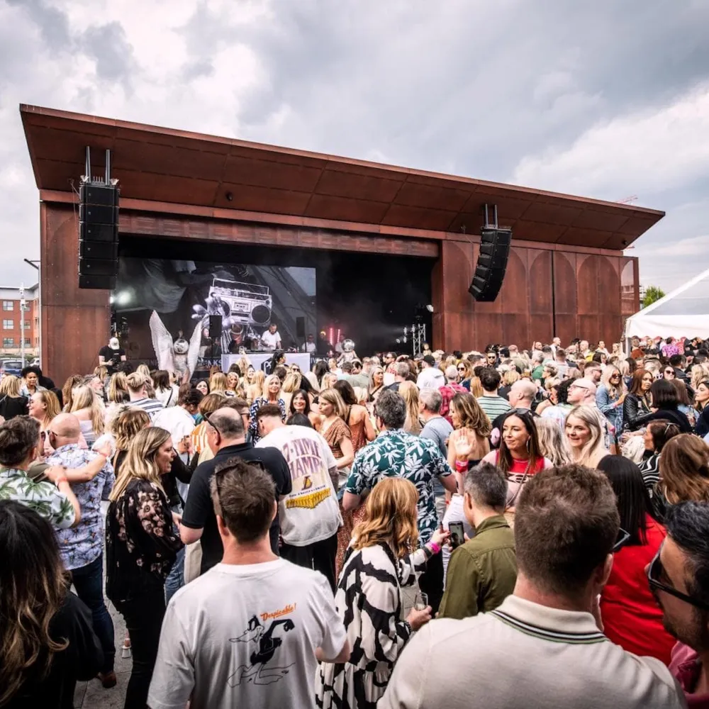 Binks Yard Island Quarter Nottingham Outdoor Stage