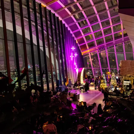 Sky Pod Bar