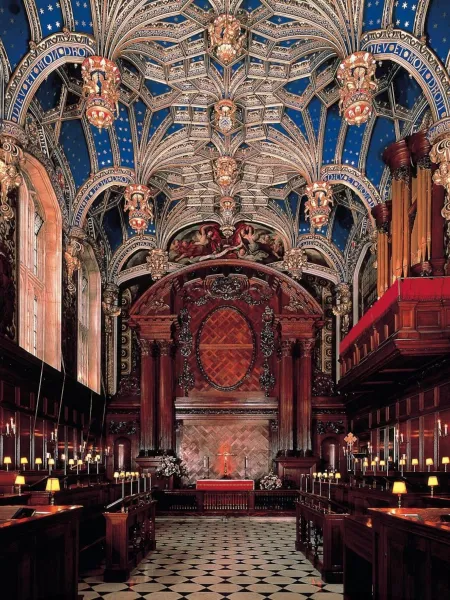 Hampton Court Palace