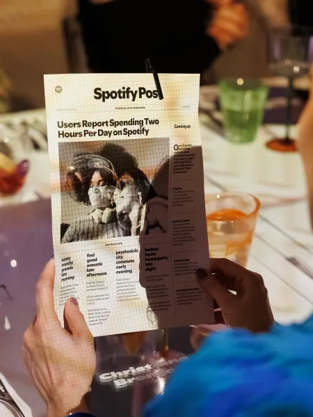 Spotify dinner frameless