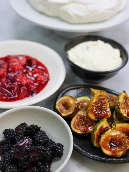 Autumn Fruits Pavlova Recipe