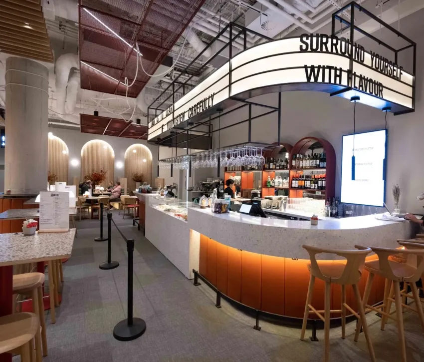 The Café Bar at Frameless