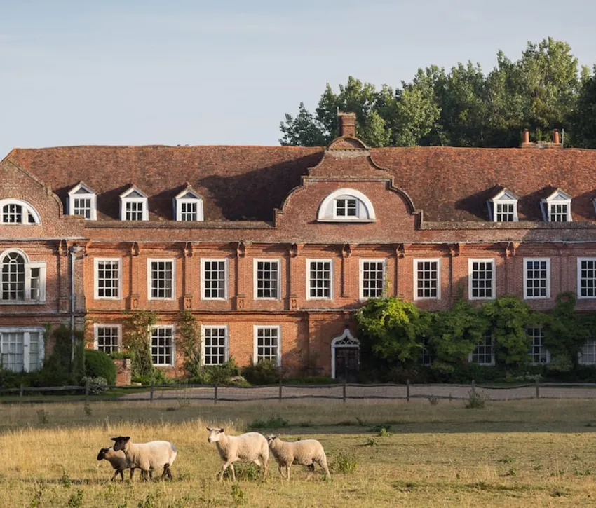 West Horsley Place