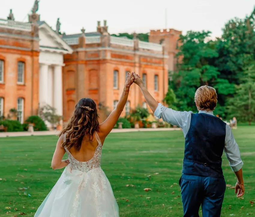 Avington Park Drive Way Wedding Couple